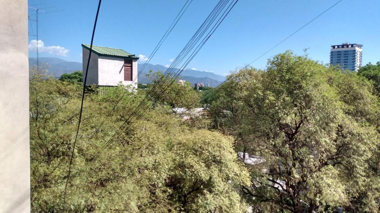 Acogedor Departamento Frente Al Parque Civico Apartment Mendoza Ngoại thất bức ảnh